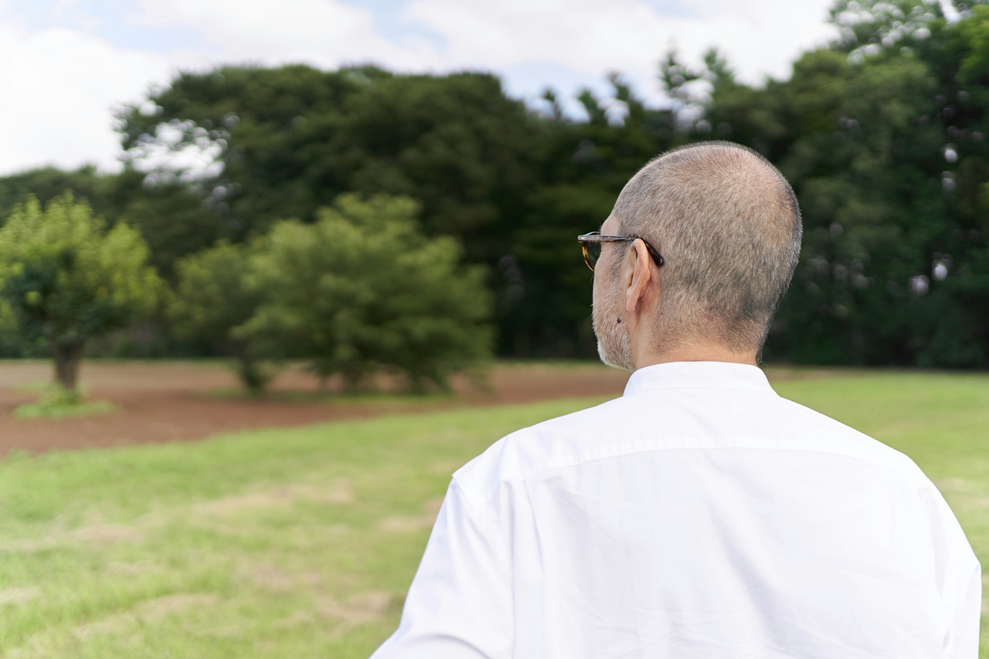 Elderly people struggling to utilize surplus land